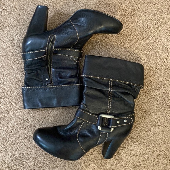 Fossil Shoes - FOSSIL Black Harness Leather Ankle Boot size 6